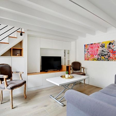 Duplex Notre-Dame De Paris Apartment Bagian luar foto